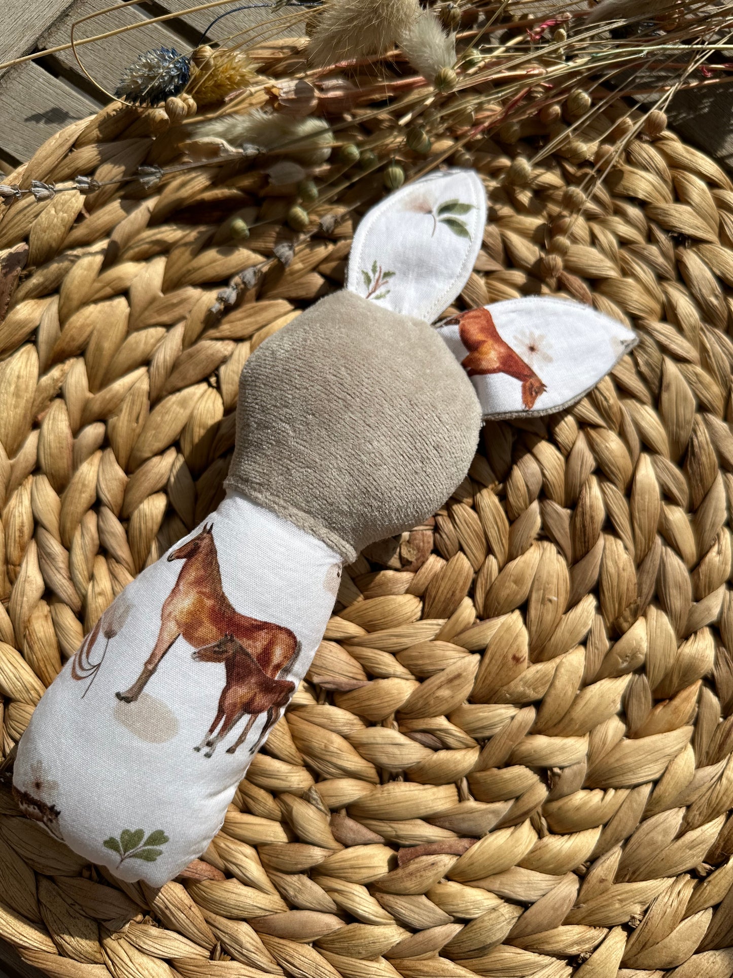 Κουδουνίστρα Floral Horses
